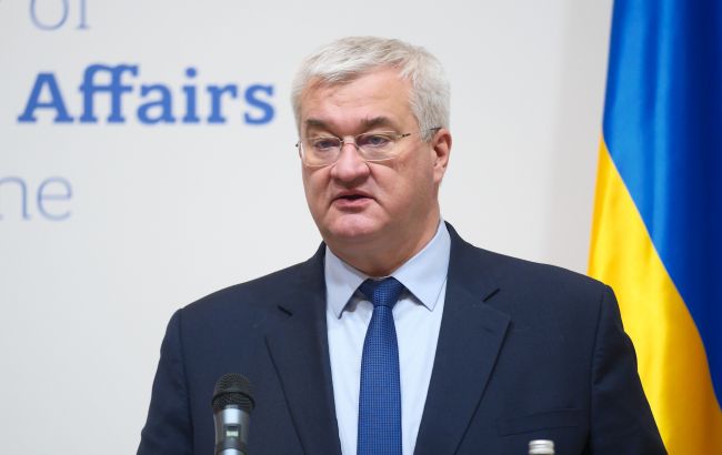 Сибіга відповів, що Україна готова обговорювати на переговорах з Росією