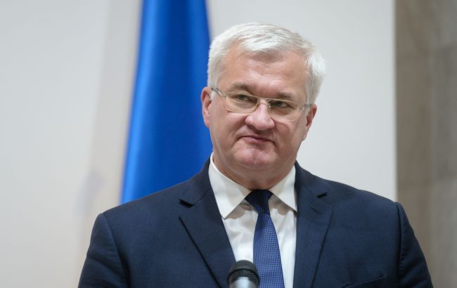 Лекции по псевдоистории? Сибига иронично отреагировал на Мединского в делегации РФ