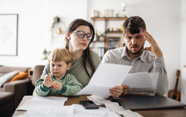 Українцям із дітьми значно підвищать виплати: що пропонує Кабмін