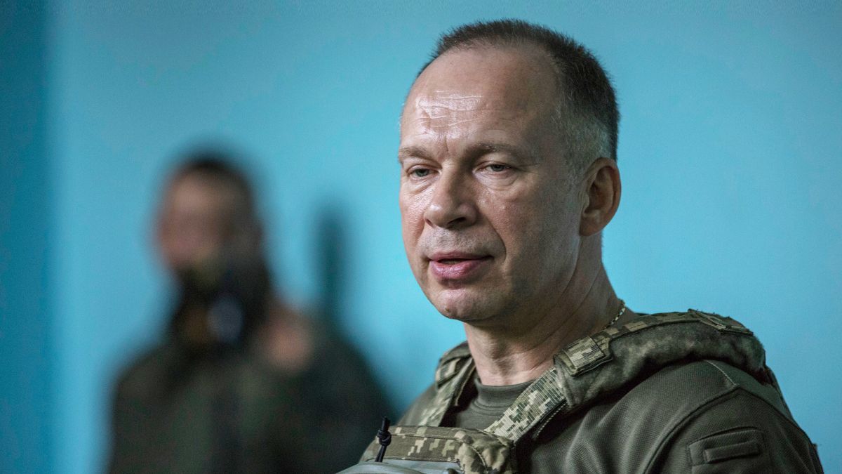 Сирський заявив, що ротація на передовій дозволить стабілізувати обстановку  | РБК-Україна