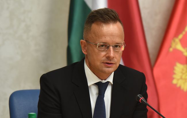 Угорщина відкидає паризькі рішення, які "продовжують війну", - Сійярто