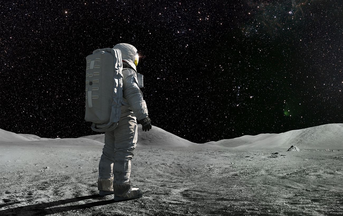 Палений стейк, тухлі яйця та малина: астронавти розповіли, чим насправді пахне космос