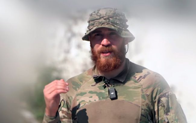 Снаряга на миллион. Боец "Фрост" показал, что должно быть в рюкзаке АЗОВца (видео)