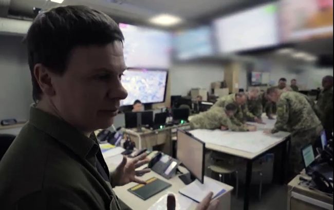 Комаров показал уникальное секретное видео из Центра принятия решений