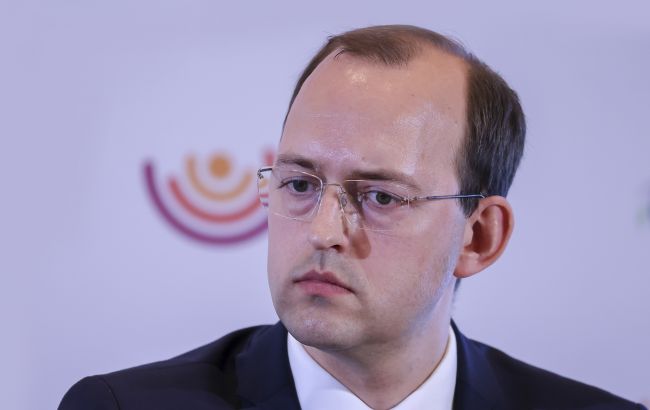 Литва не пропустила судно під прапором РФ та літак із підсанкційним росіянином