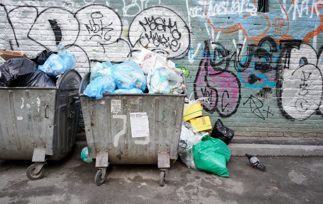 "Відстаємо від Європи на 20 років". В Україні переробляють лише 6% сміття, – еколог