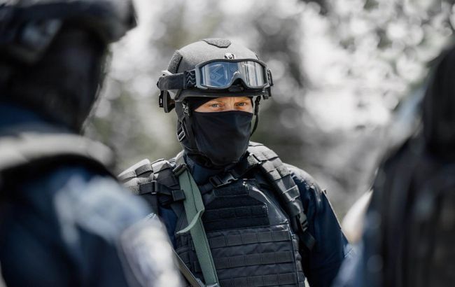 В Днепре задержали банду, торговавшую оружием на миллионы долларов