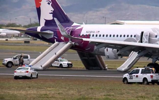 В США самолет совершил аварийную посадку, есть пострадавшие
