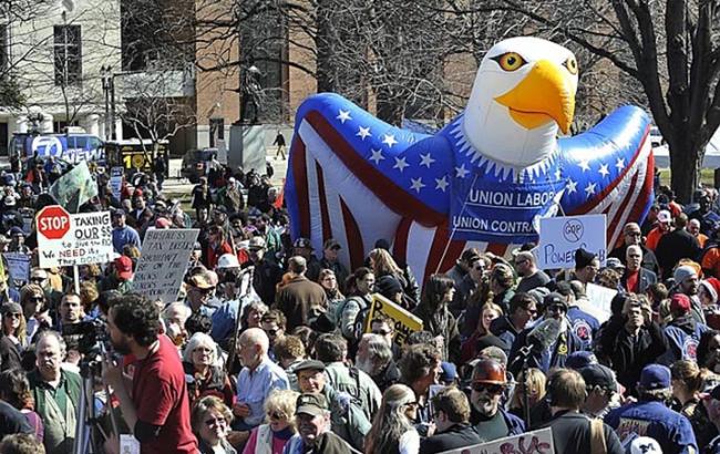 В Вашингтоне задержали свыше 400 участников антикоррупционного протеста
