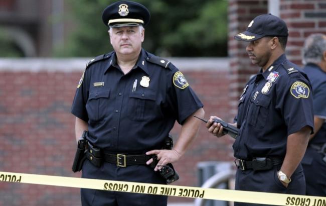 В США полицейский случайно застрелил 12-летнюю девочку