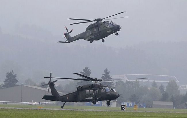 В Литву для участі в навчаннях прибули дев'ять бойових вертольотів ВПС США