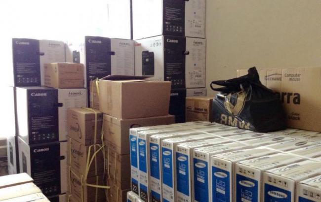 НАБ отримало технічне обладнання від уряду США