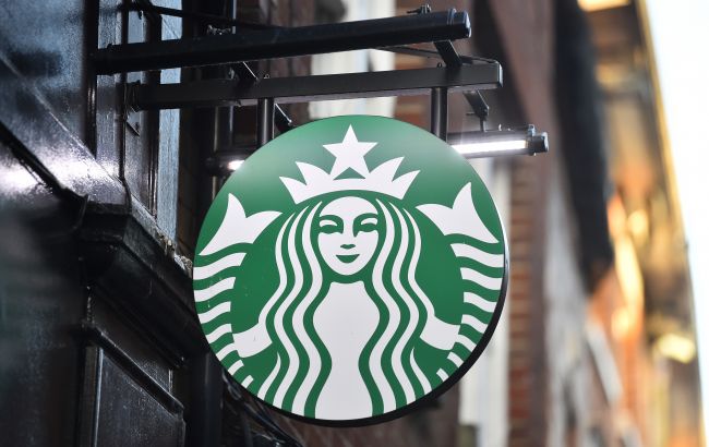 Starbucks должен выплатить бывшей сотруднице 25 млн долларов