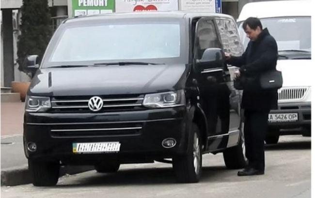 Советник Авакова ездит на бронемобиле ценой в 4,5 млн гривен