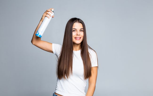 Не за призначенням: ці способи використання лаку для волосся вас точно здивують!