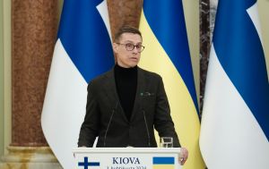 Президент Фінляндії про переговори України та РФ: єдиний спосіб досягти миру - це поле бою