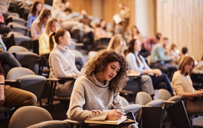 Українські університети не добирають студентів: у чому причина