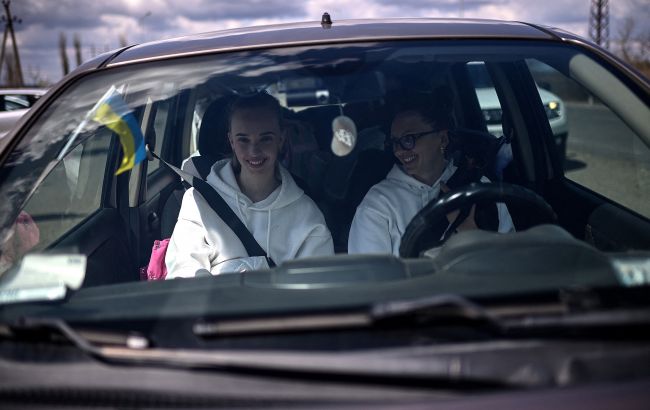 Коли студенти зможуть залишати межі України: у ДПСУ відповіли