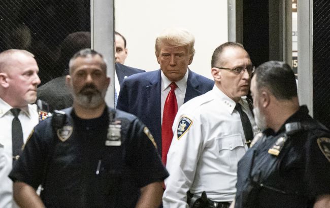 Трамп прибув до в'язниці і здався у справі про втручання у вибори
