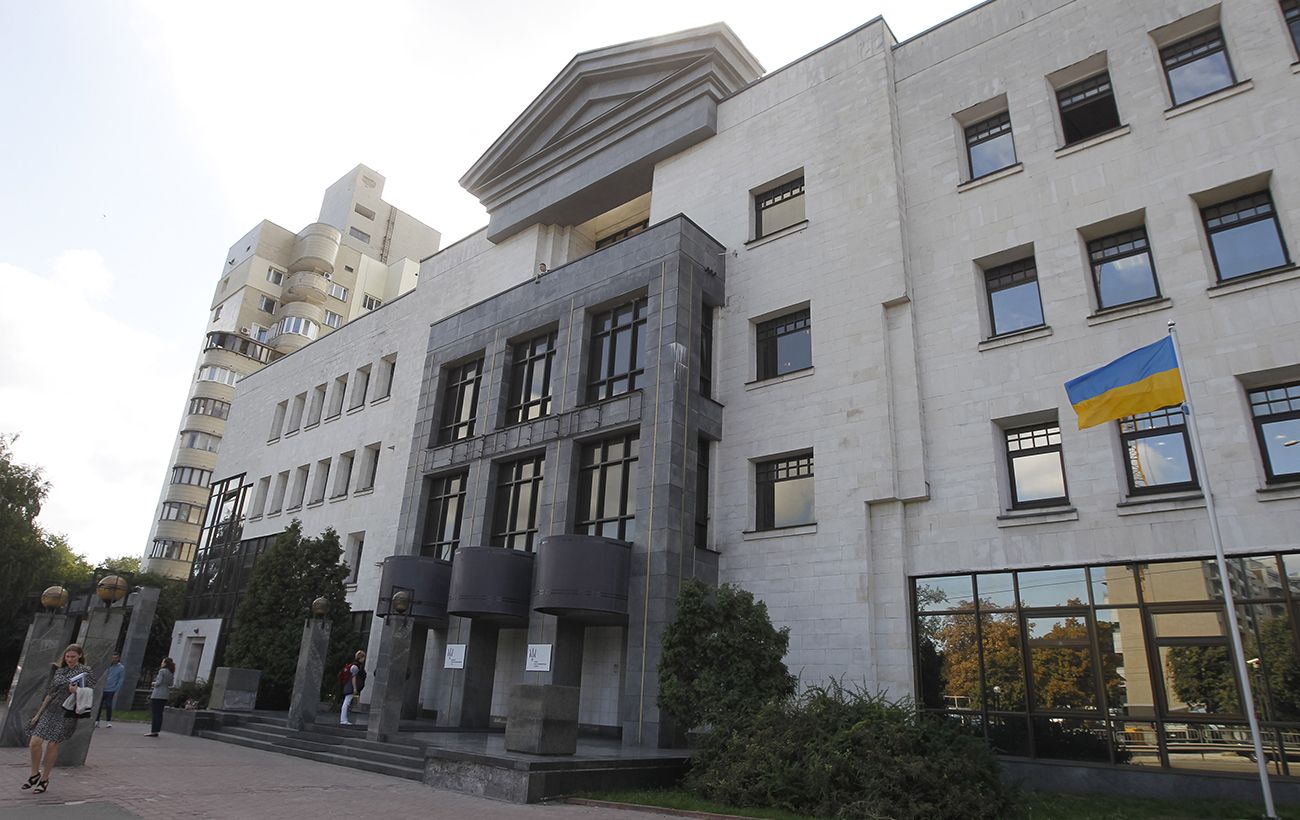 Внаслідок атаки РФ постраждала будівля Вищого антикорупційного суду в Києві