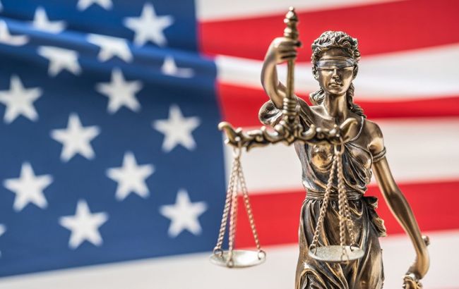 Суд разрешил Трампу отменить охранный статус венесуэльцев, предоставленный Байденом