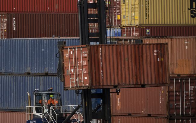 Італія заарештувала судно з металом, що прибуло з російського порту