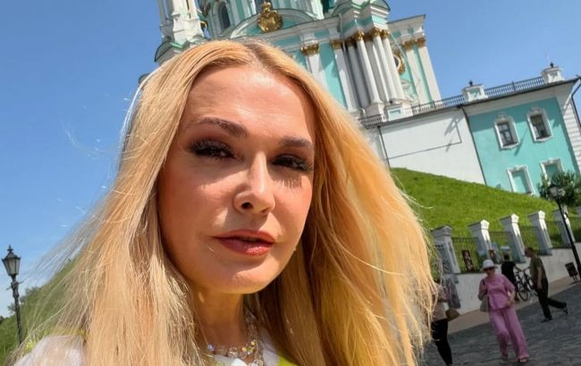 "Четвертый год без тебя". Ольга Сумская растрогала редкими фото мамы