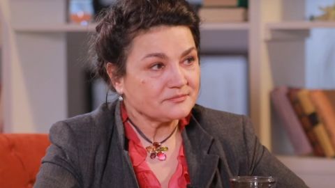 Сумська змушена утримувати 38-річну доньку: "вона не працює, просто живе на світі"