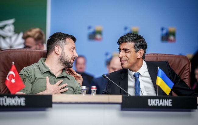 Без приглашения, но с оружием и гарантиями. Чем для Украины закончился саммит НАТО