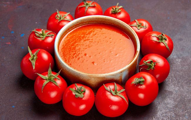 Швидкий і смачний томатний суп: відмінно зігріє в перші холодні дні