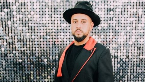 По хорошей традиции: MONATIK признался, как встретит Новый год 2020