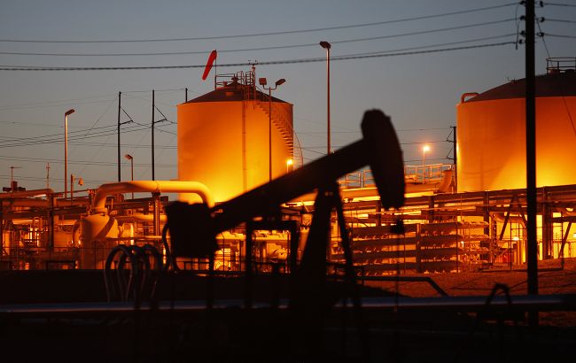 Цены на нефть падают третий день подряд на фоне возможной сделки по Ормузскому проливу