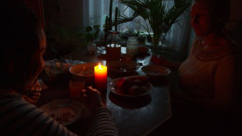 Три райони Одеси завтра будуть без світла: названо години