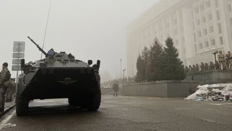 Жителі Алмати заявляють, що на поразку стріляють російські "миротворці" ОДКБ