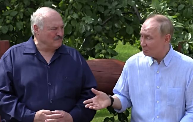 Путин шантажирует Лукашенко для открытия "второго фронта", - WSJ