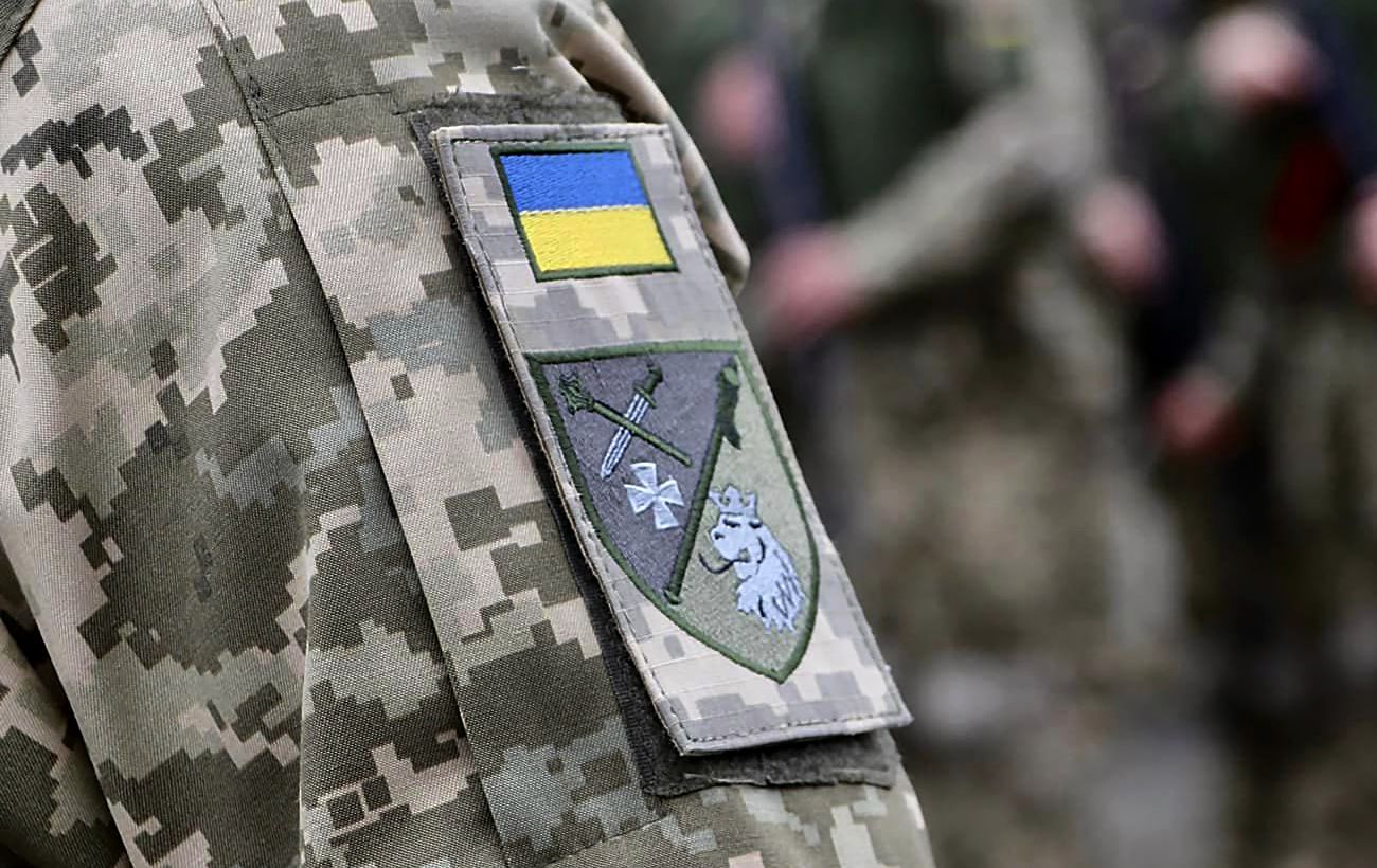 Люди у Львові перевернули авто ТЦК: що відомо і як відреагувала влада