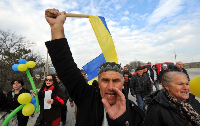 Російські окупанти незаконно затримали кримськотатарських діячів та активістів