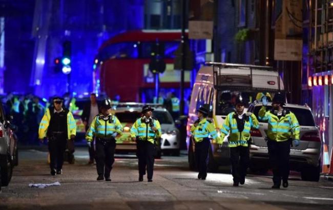 Теракт на Лондонському мосту: 6 загиблих і 20 поранених, нападники застрелені