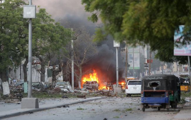В Сомали боевики захватили отель