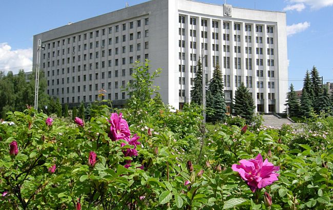 Чиновника Тернопільської ОДА підозрюють у розкраданні бюджетних коштів