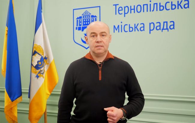 Мэра Тернополя уличили в злоупотреблении премиями. Горсовет отрицает обвинения