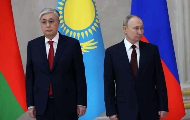 Намагається "відновити дружбу": Путін прилетів до Казахстану