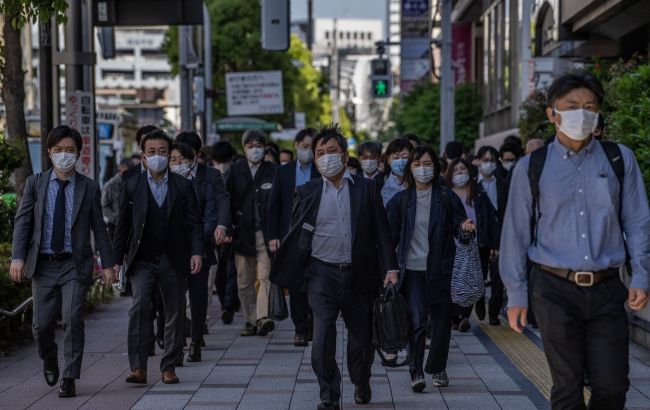 Япония продлевает карантин: в стране обнаружили рекордную заболеваемость COVID-19