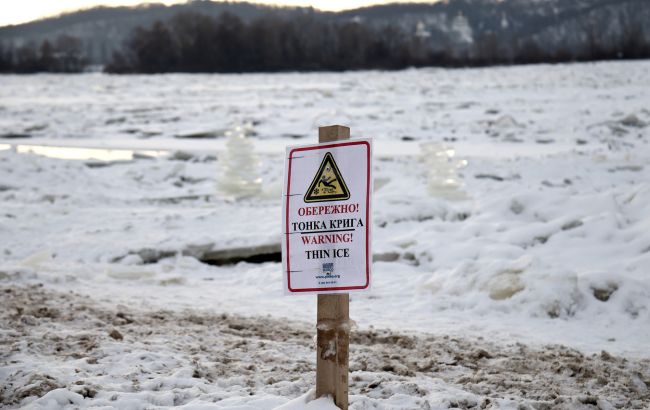 Ледяная ловушка: за сутки на водоемах Украины погибли четыре человека, среди них ребенок