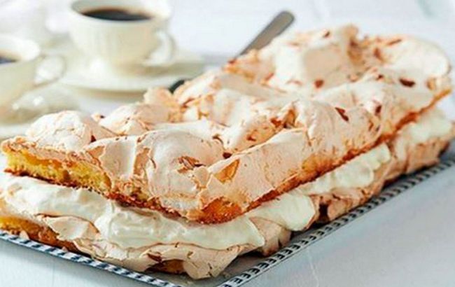 Невагомий, мов хмарка! Готуємо швидкий та найсмачніший норвезький торт