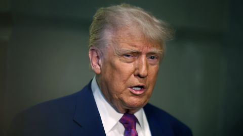 Трамп пригрозив Ірану силовою відповіддю за криваве придушення протестів