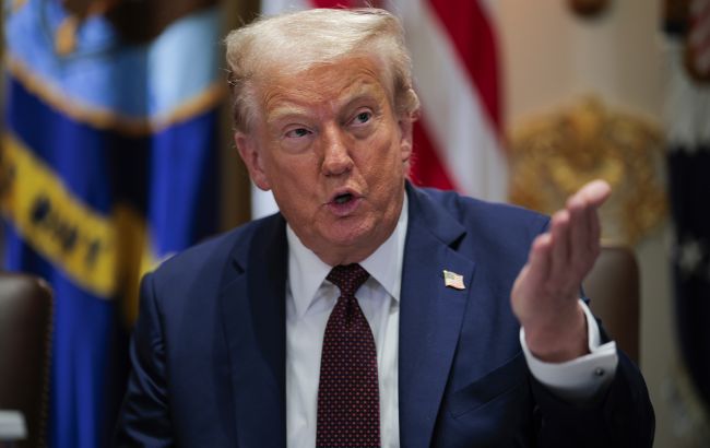 Трампа екстрено евакуювали після стрілянини на вечері