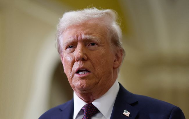 "Разрушают страну": Трамп обвинил судей в предательстве за отмену пошлин