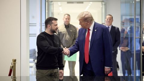 Трамп готовий запропонувати Україні нові умови сировинної угоди, - Reuters