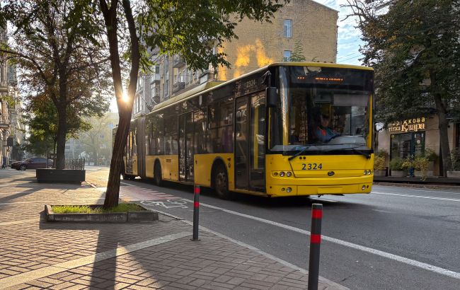 В Киеве ввели экстренные отключения света, часть электротранспорта не курсирует